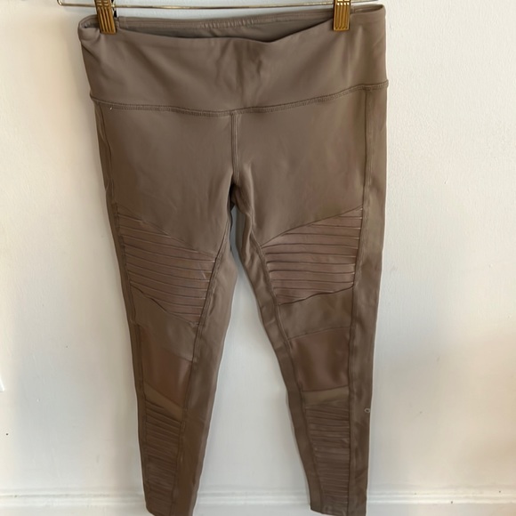 Alo leggings - Picture 1 of 5